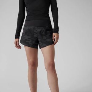 Athleta Run With It Short 3.5”